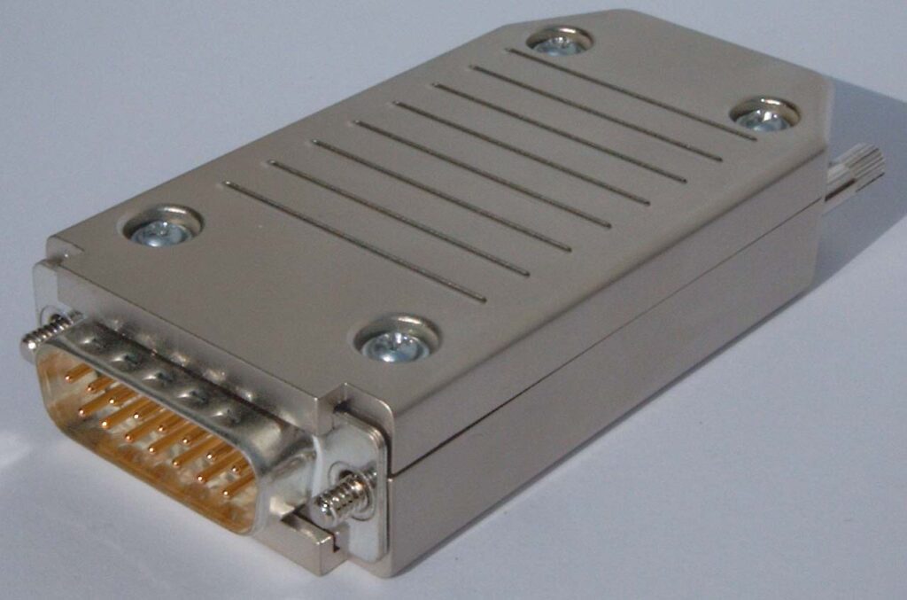 D-Sub 15 pol Stift met